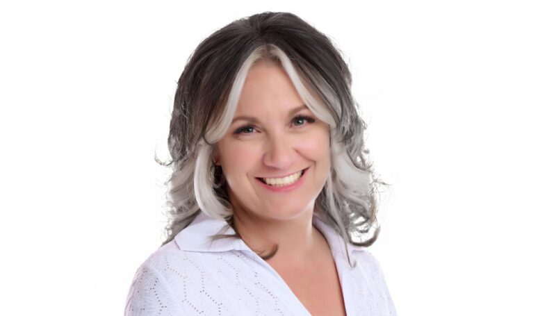 Dr. Shari Derksen